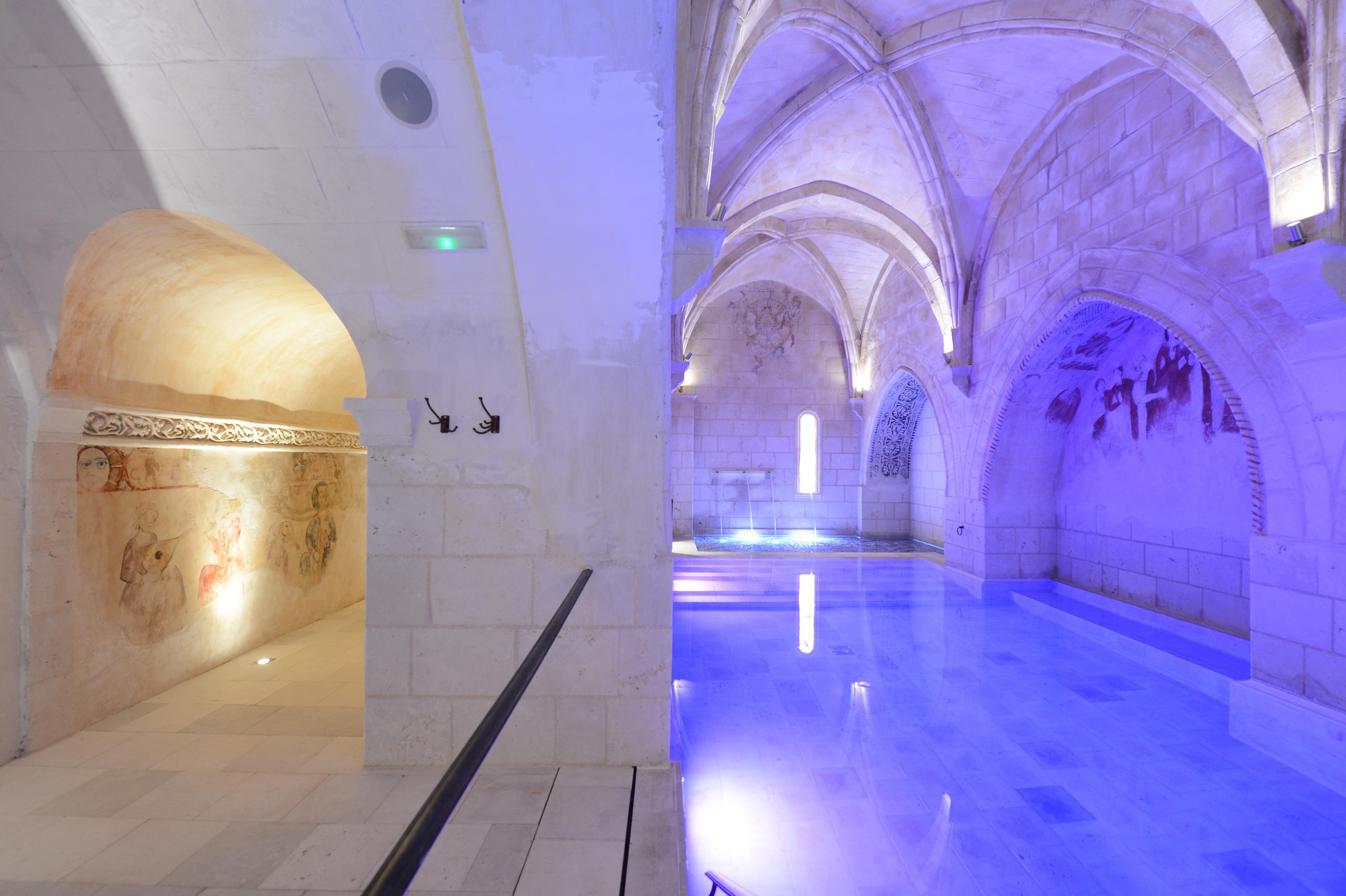 Castilla Termal Monasterio De Valbuena Valbuena De Duero Exterior photo The Roman baths of Chaumont-en-Argonne